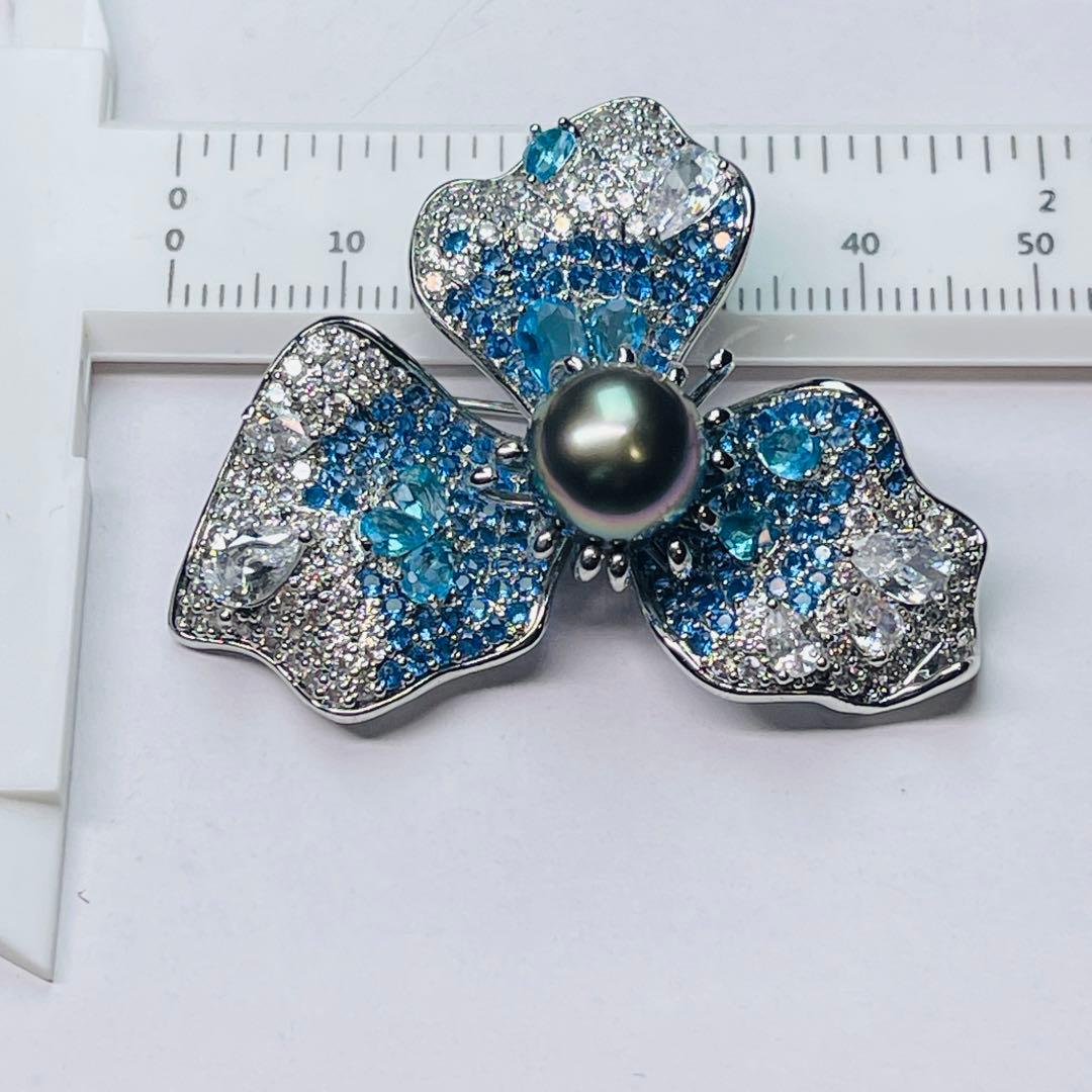 タヒチ　黑蝶真珠 南洋パール ブローチ　本真珠 ペンダント ピーコックグリーン