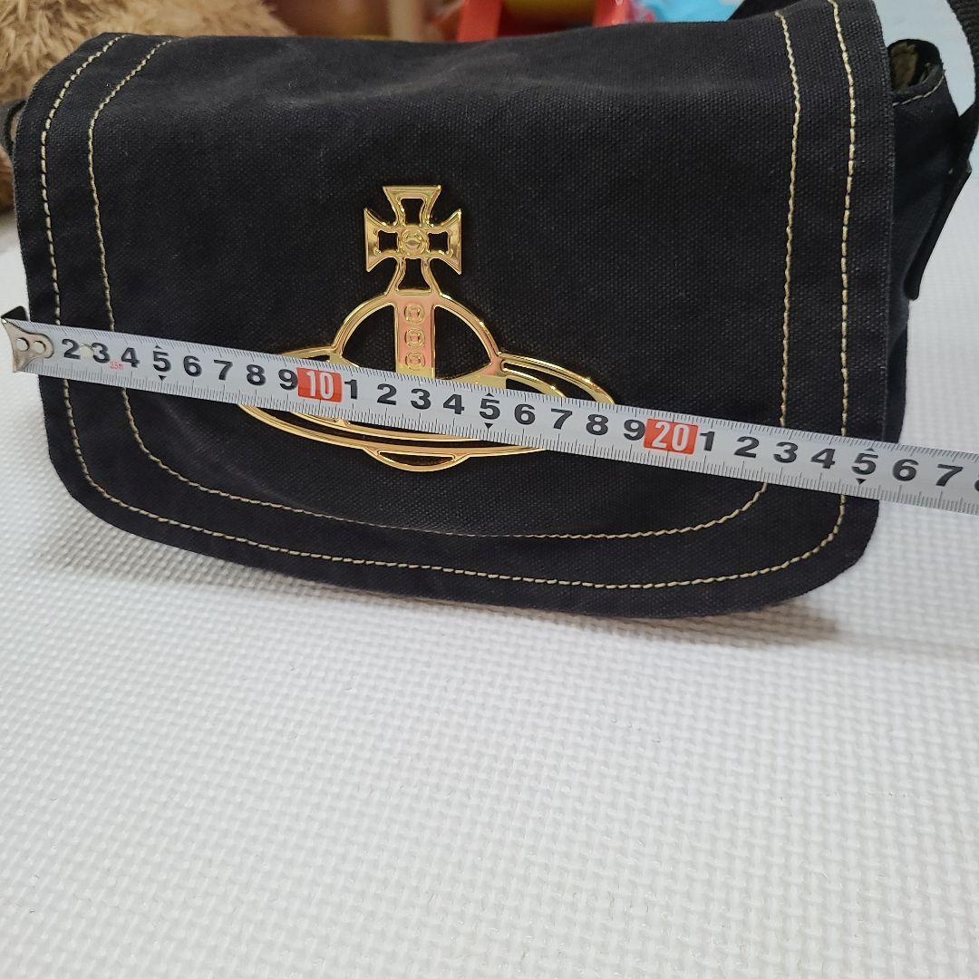 ヴィヴィアン　ショルダーバッグ　黒　キャンバス