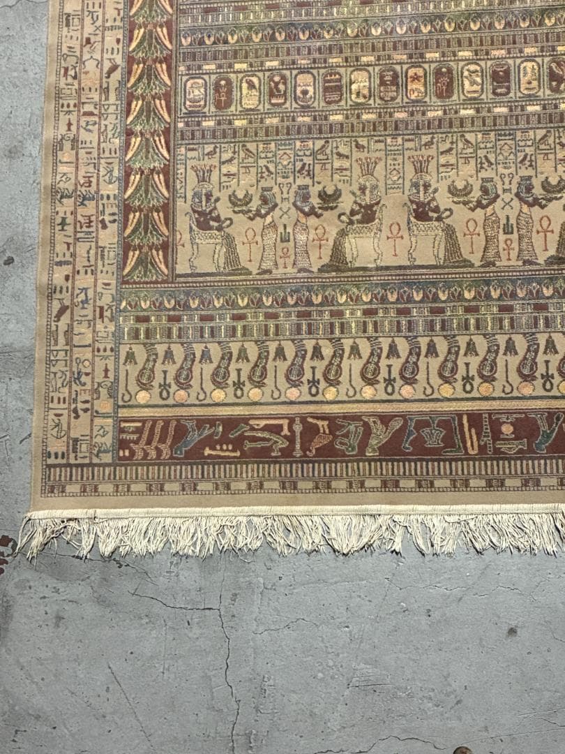 ✦エジプシャンラグ✦ 193cm×184cm　壁画ラグ 古代エジプト 大判ラグ
