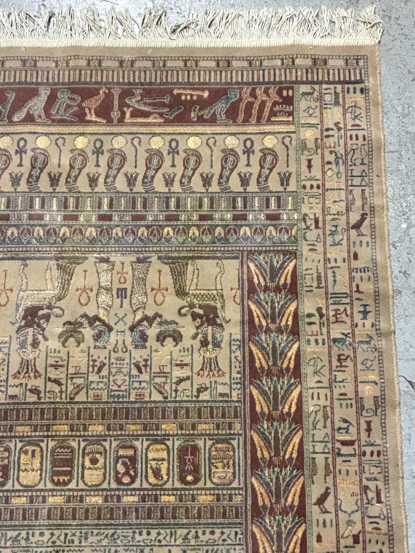 ✦エジプシャンラグ✦ 193cm×184cm　壁画ラグ 古代エジプト 大判ラグ