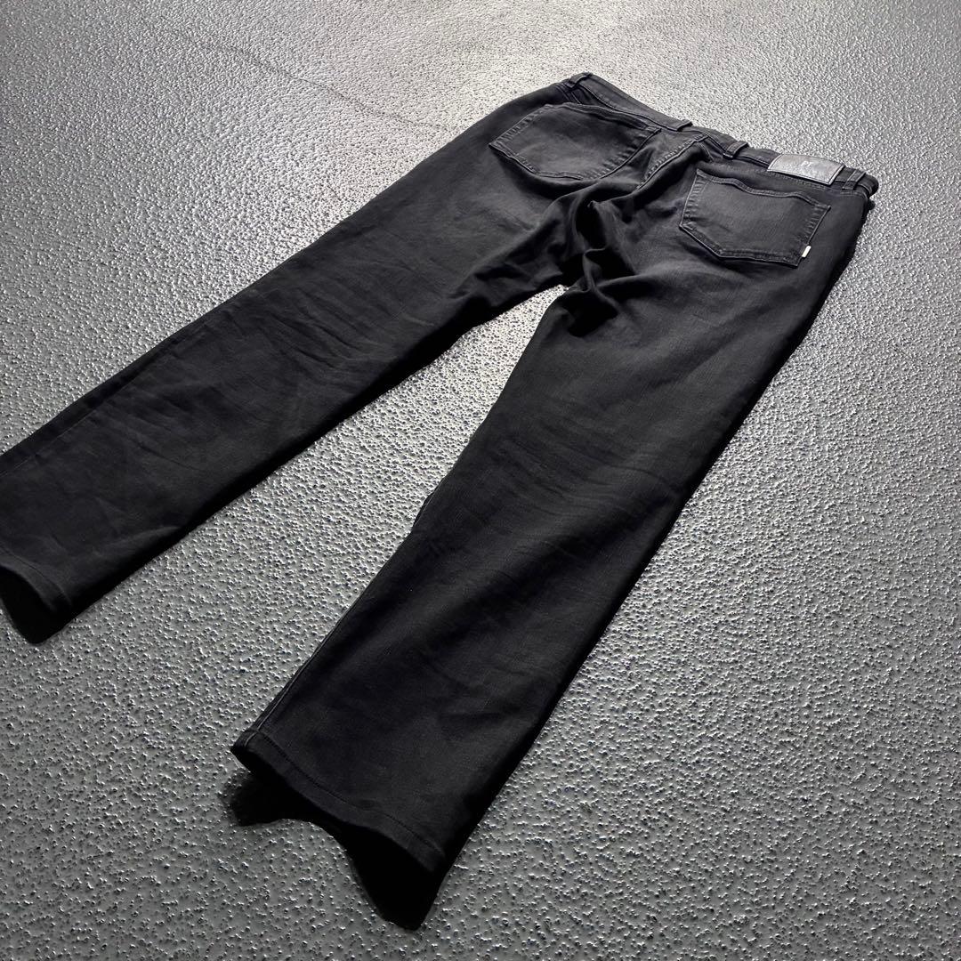 パンツ PT TORINO Dark Slim Indigo Swing Denim