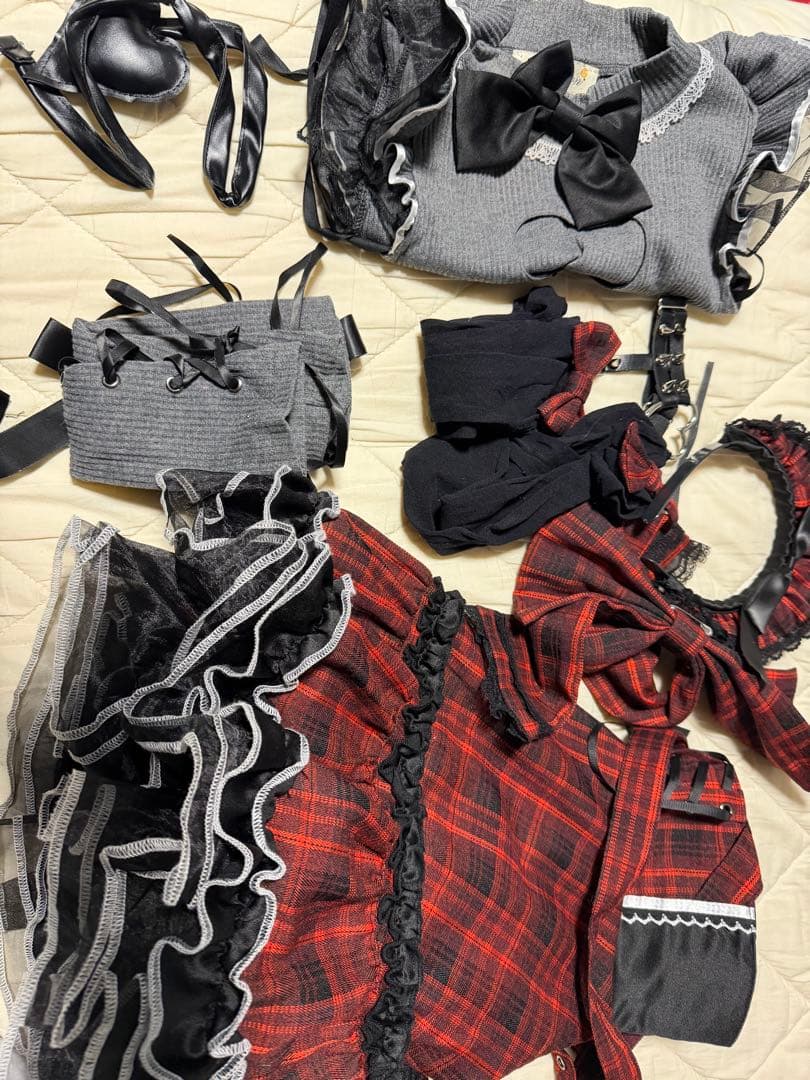 Malymoon マリームーン ガーリーロックサキュバスメイド　グレー×レッド