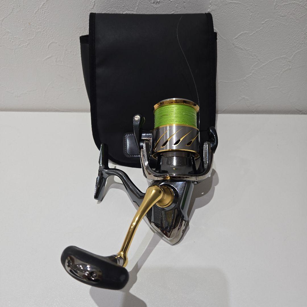 14STELLA 4000XG スピニングリール 専用ケース付き