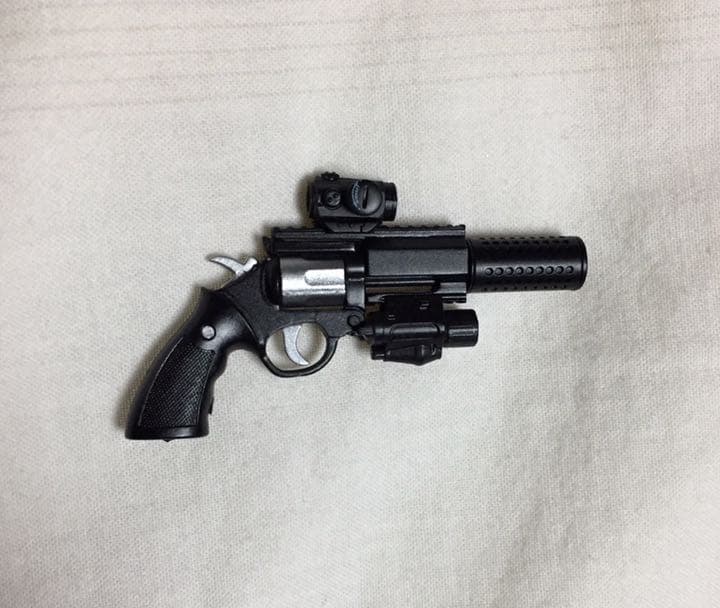 S&W  M500 カスタム 1/6 パニッシャー ウォーゾーン