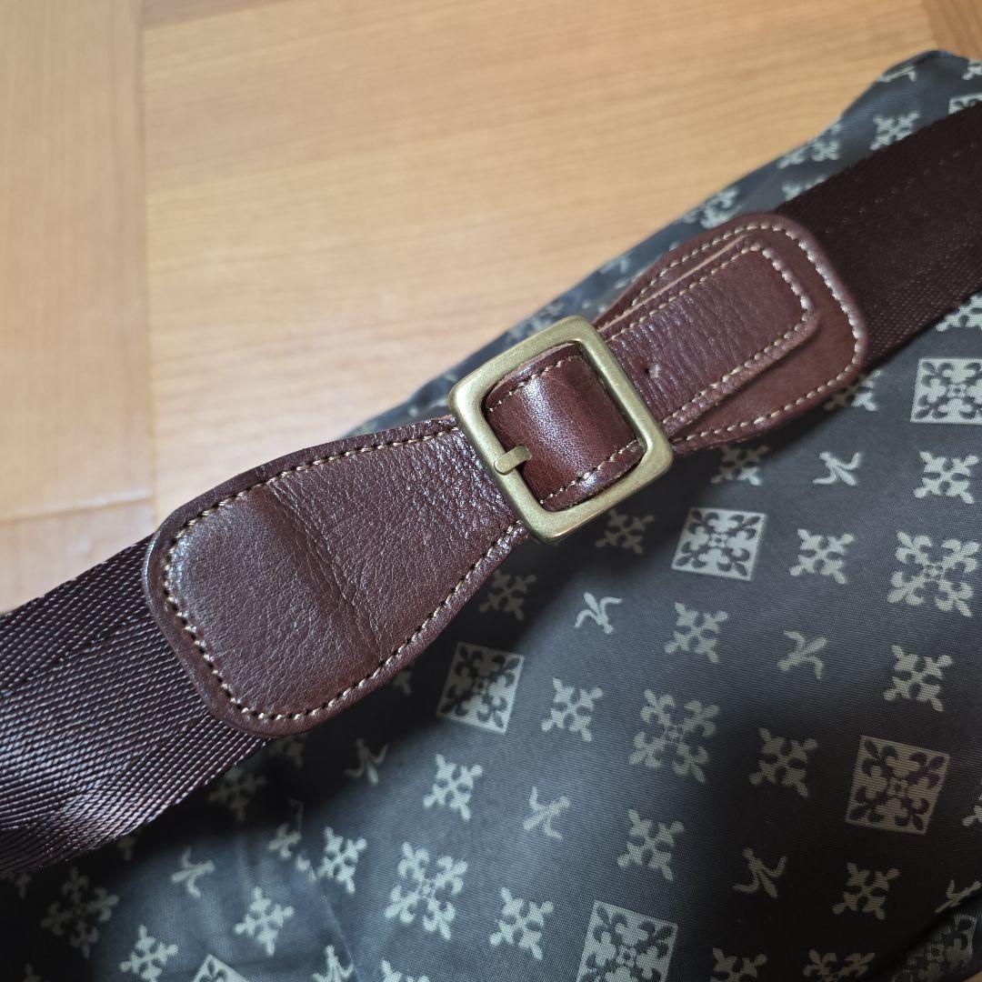 russet ボディバッグ　ウエストポーチ