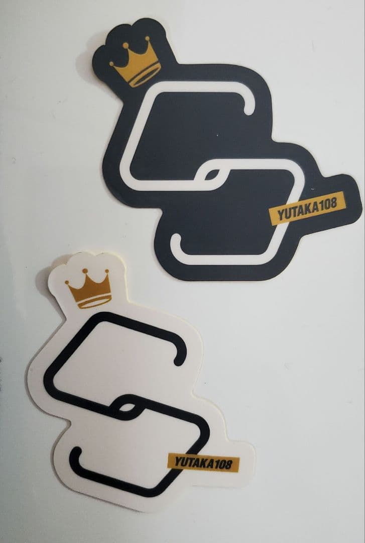 斎藤裕　Sケージ プルオーバーフーディー　ステッカー付き