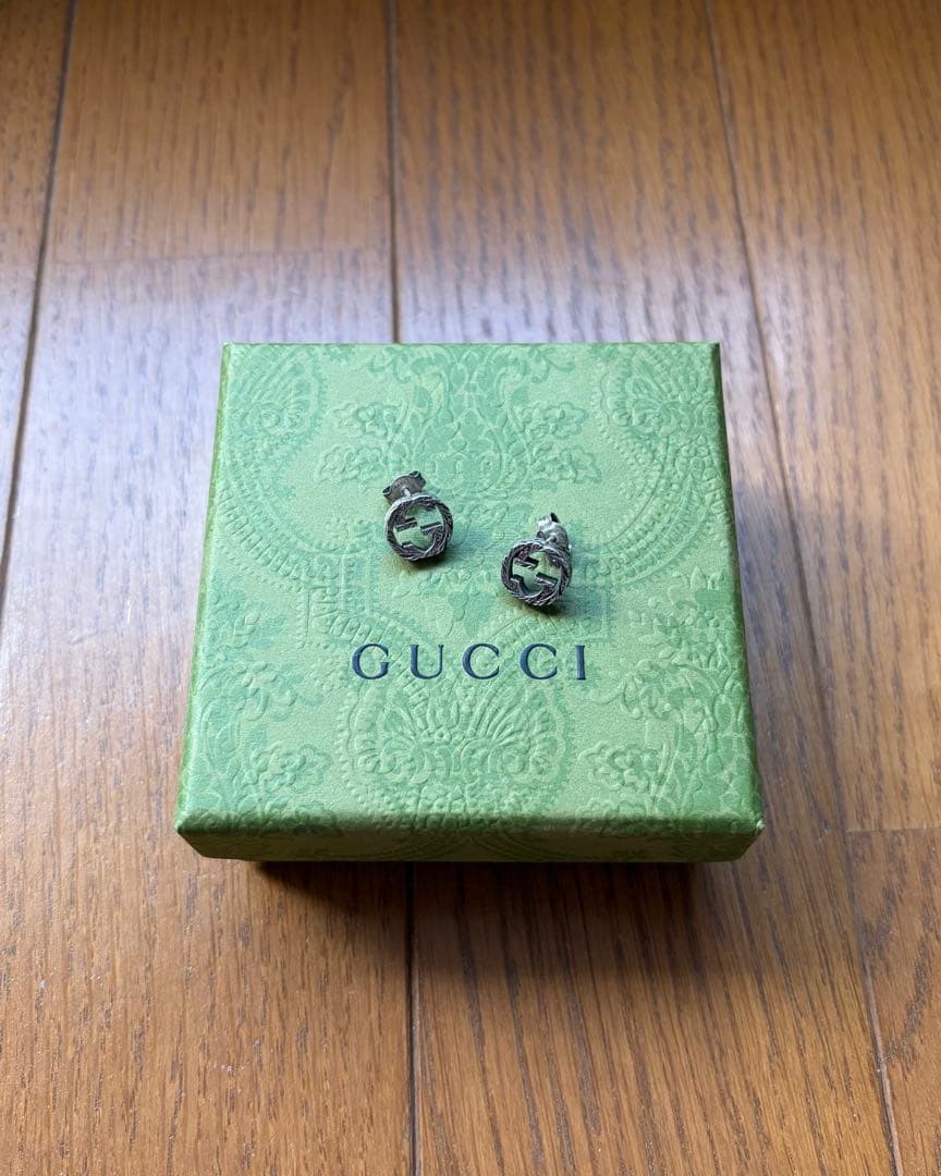 GUCCI インターロッキングG スタッズピアス シルバー