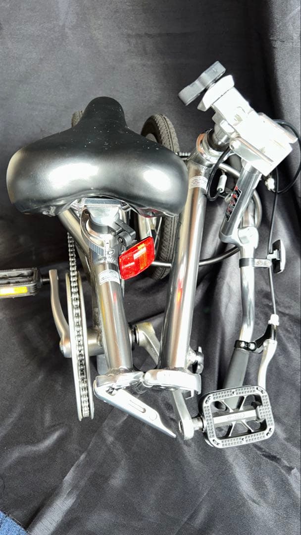 折りたたみ自転車 シルバー 小径ホイール