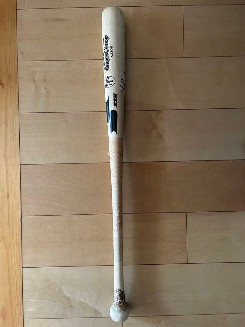 読売ジャイアンツ #33 江藤智 選手 直筆サイン入り実使用 NPBバット