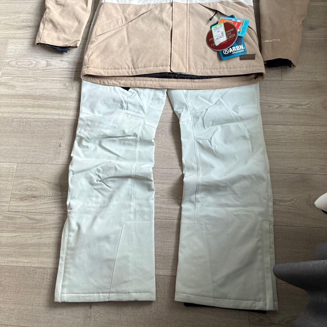 未使用 エアボーン ARBN スキーウェア スノボードウェア 上下セット LL