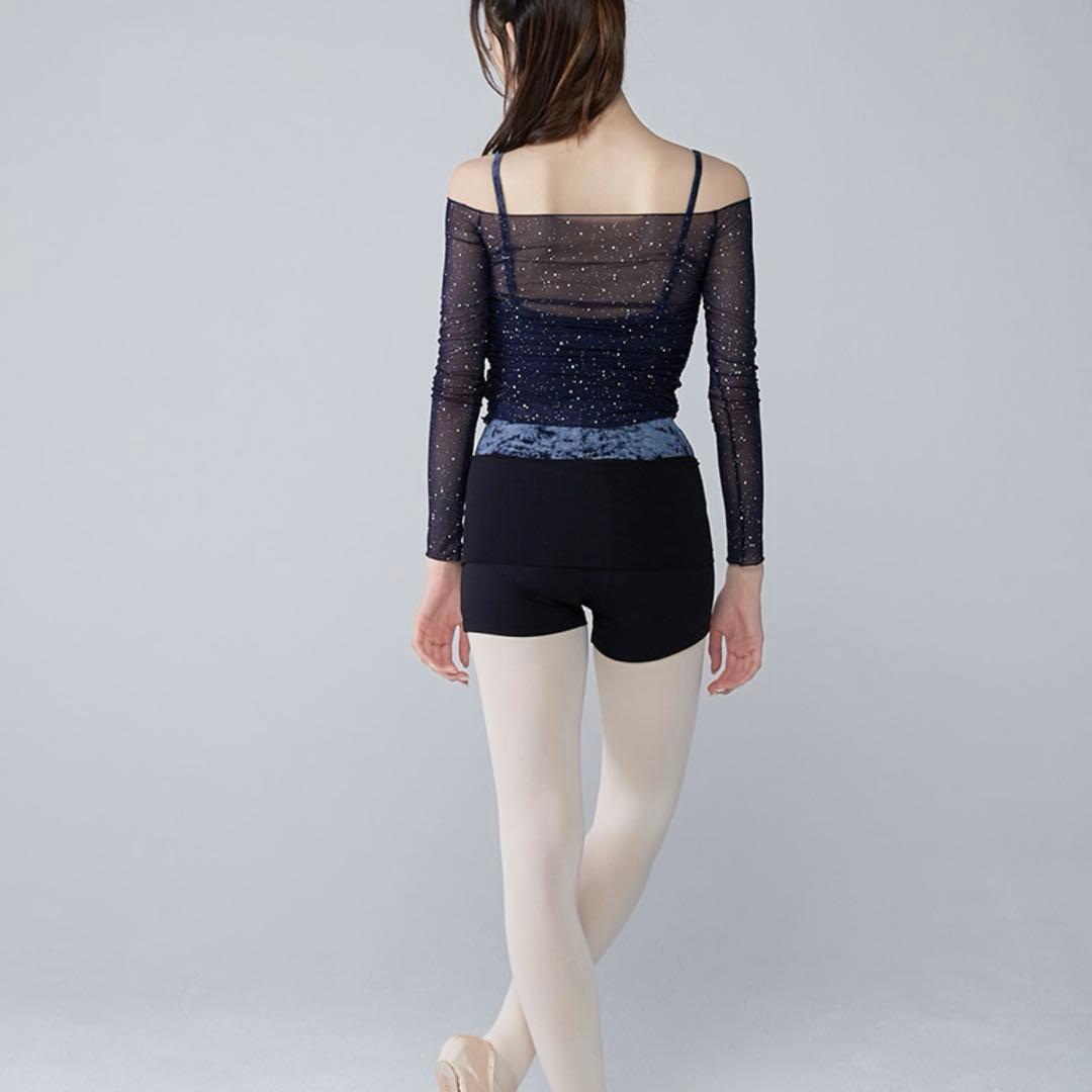 BYPLIE グリッター　トップス　バレエ