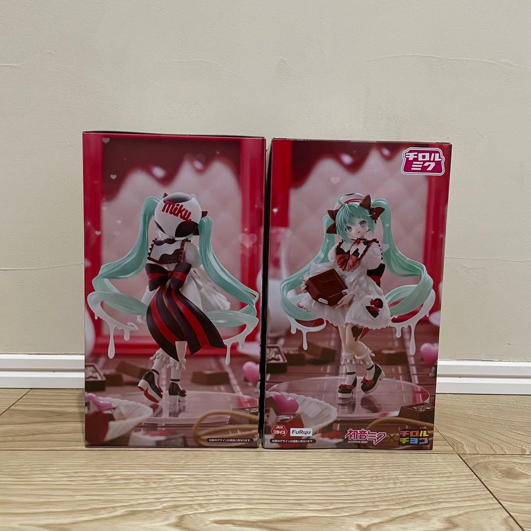 『初音ミク』プライズ フィギュア 3種類8個セット