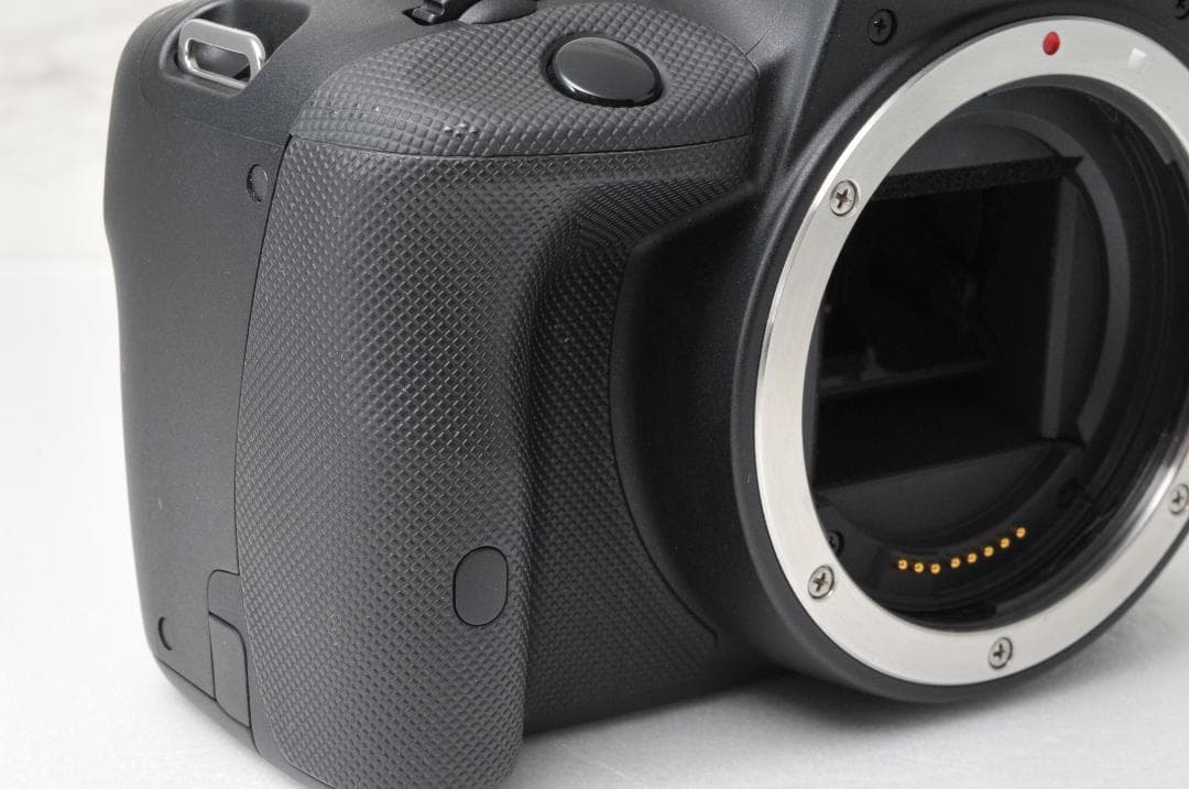 ショット数新品級❣️Canon EOS Kiss X7⭐️スマホ転送 キヤノン