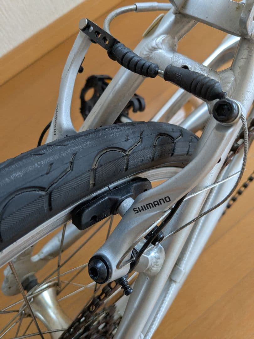 ダホン メトロ シルバー