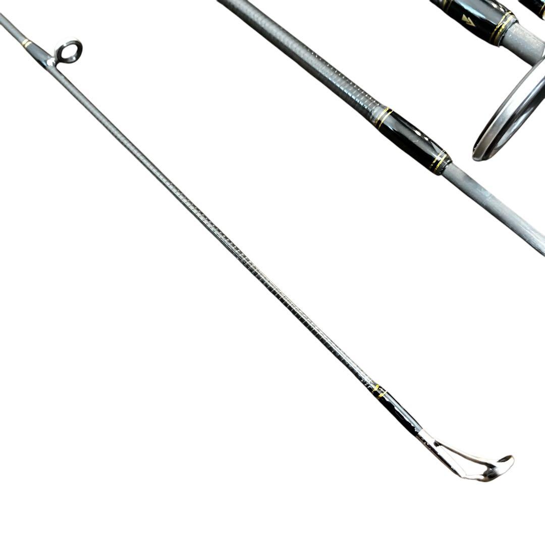 【美品】AbuGarcia クロスフィールド モバイルXRFS-835M-MB