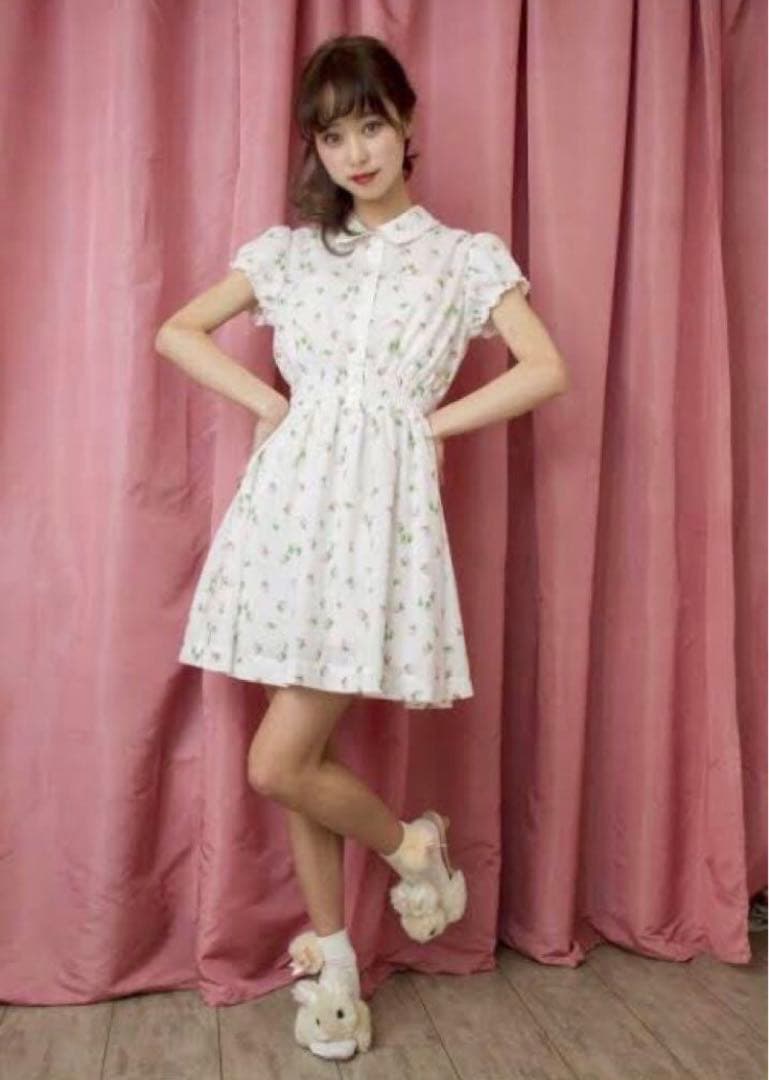 新品■定価　26,400円■ローズマリーソワールshirringワンピースピンク