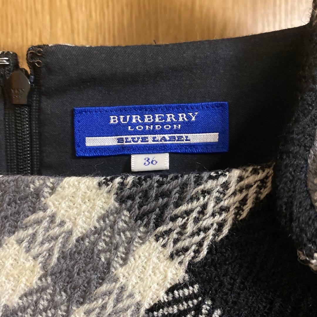 秋冬用の半袖ミニワンピースです。 タートルネックのニットと合わせて着ていました。