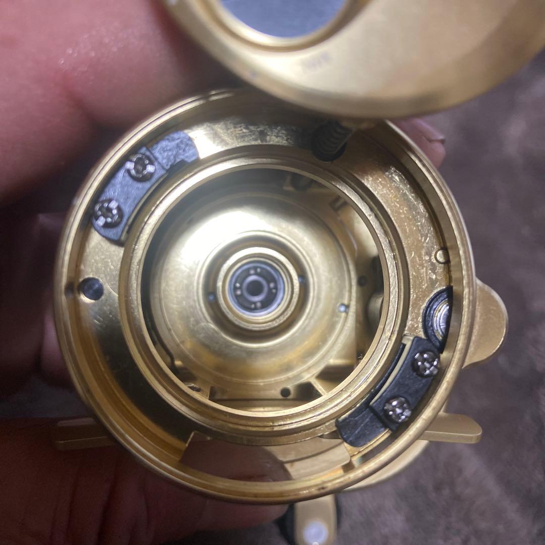 シマノ21カルカッタコンクエスト 101(ローギア、左巻き)