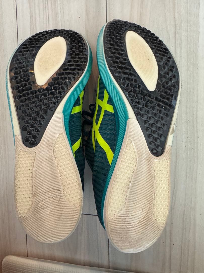 アシックス メタスピードLD ピンなしスパイク　25.5cm