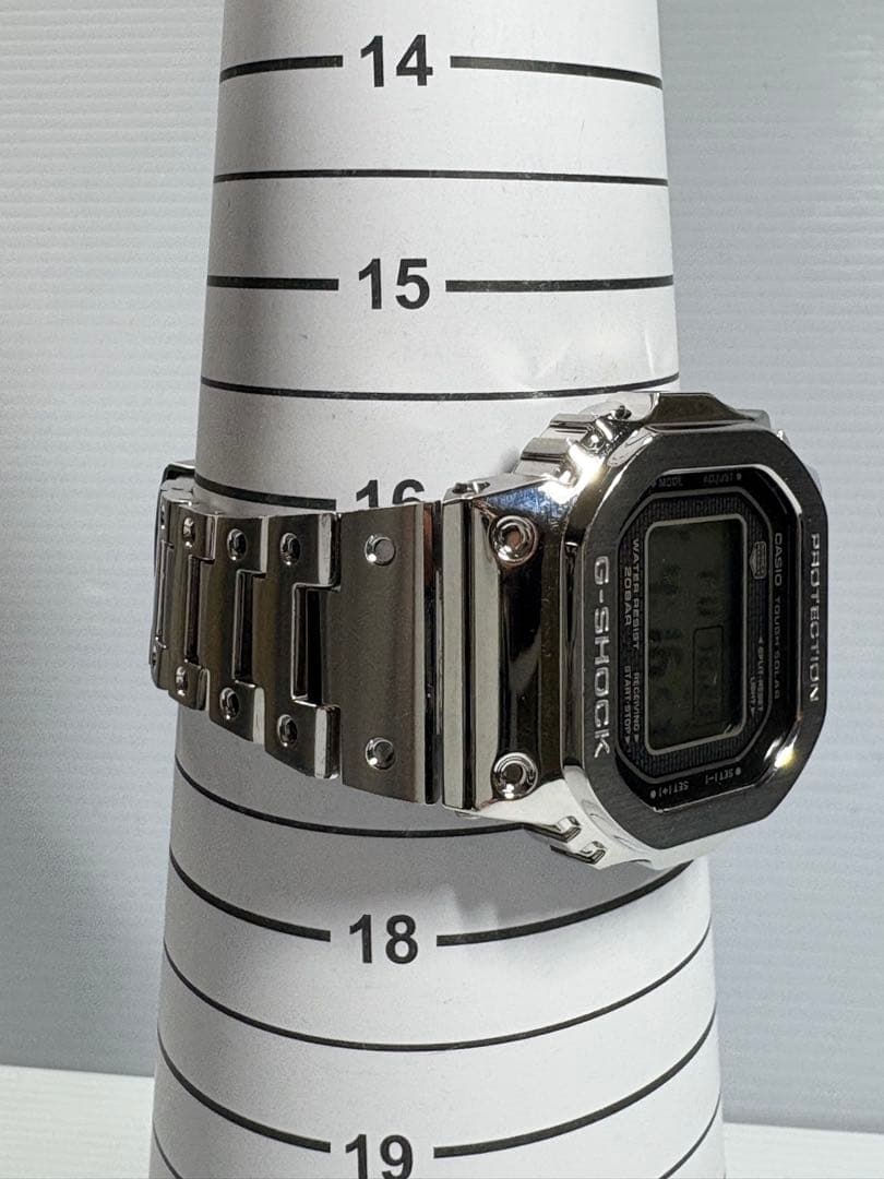 正規美品・箱・取説付❗️CASIO・G-SHOCK・GMW−B5000D