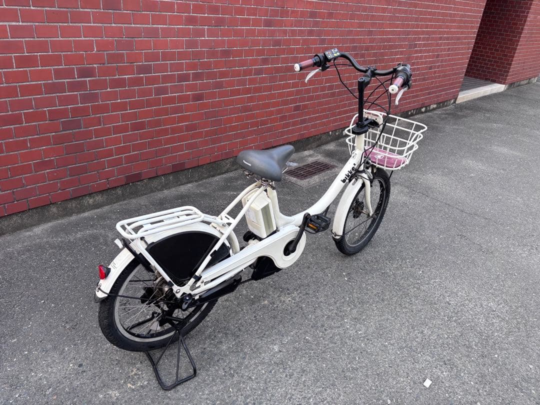 銀 BRIDGESTONE bikke 電動アシスト自転車 ホワイト