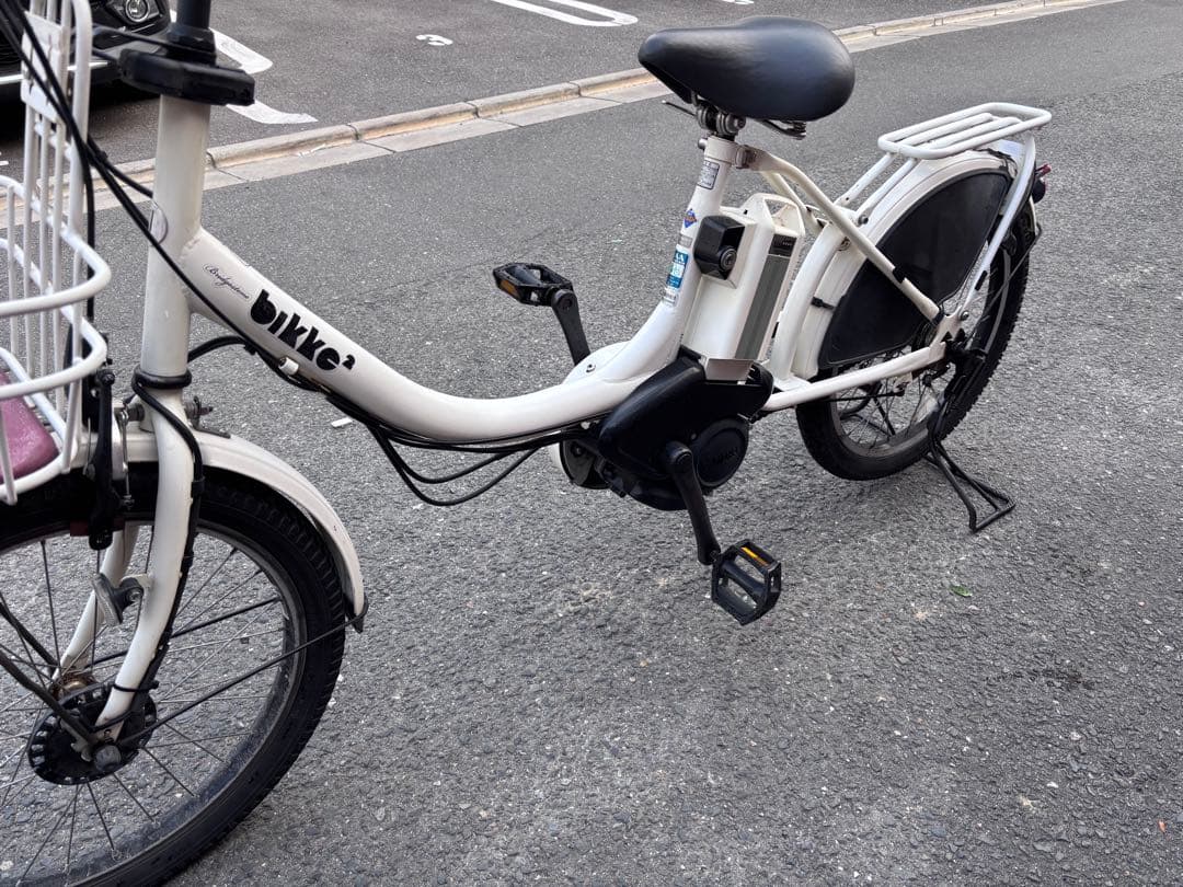 銀 BRIDGESTONE bikke 電動アシスト自転車 ホワイト
