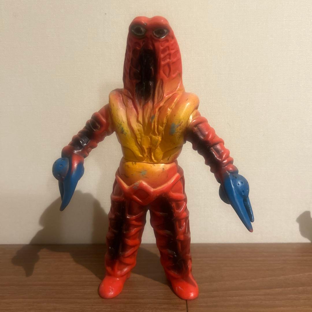 ブルマァク　当時物　スタンダードサイズ　ゴドラ星人　背中にうっすら記名あり