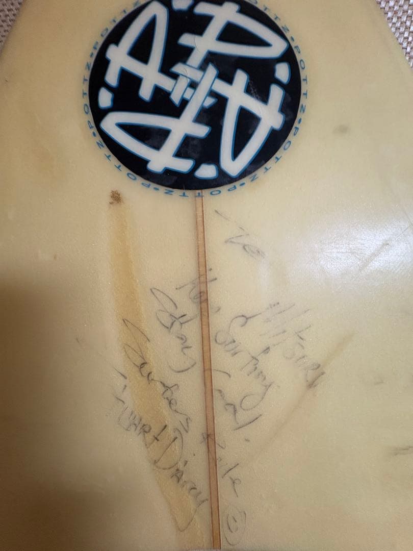 Patz サーフボード イエロー 3フィン ダーシーハンドシエープマジック