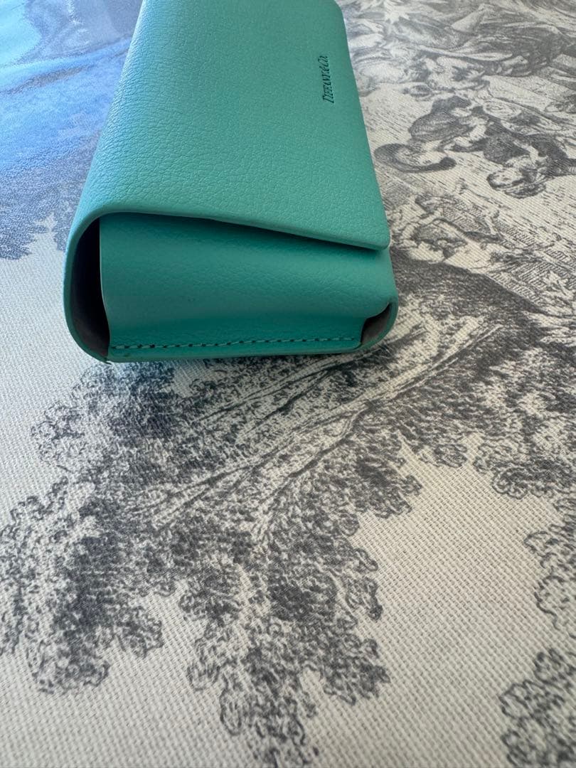 Tiffany & Co. ☆ブラック　サングラス ☆