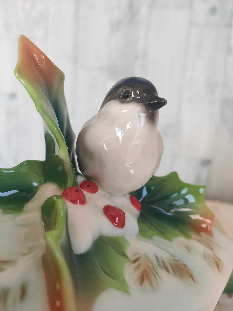 フランツ・ポーセリン ホリデー・ビギニングス シジュウカラ 陶器製 鳥とホリー