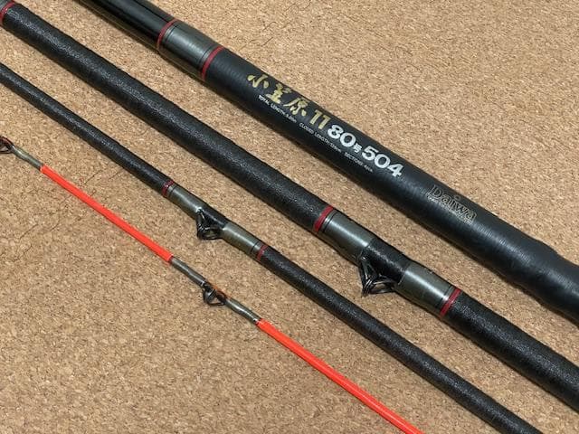 【中古品】 ダイワ カーボウィスカー 小笠原11 80号 504 クエ竿
