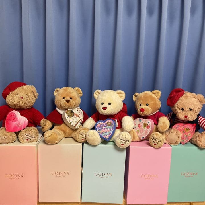 GODIVAバレンタインデーくまちゃんぬいぐるみテディベアセット
