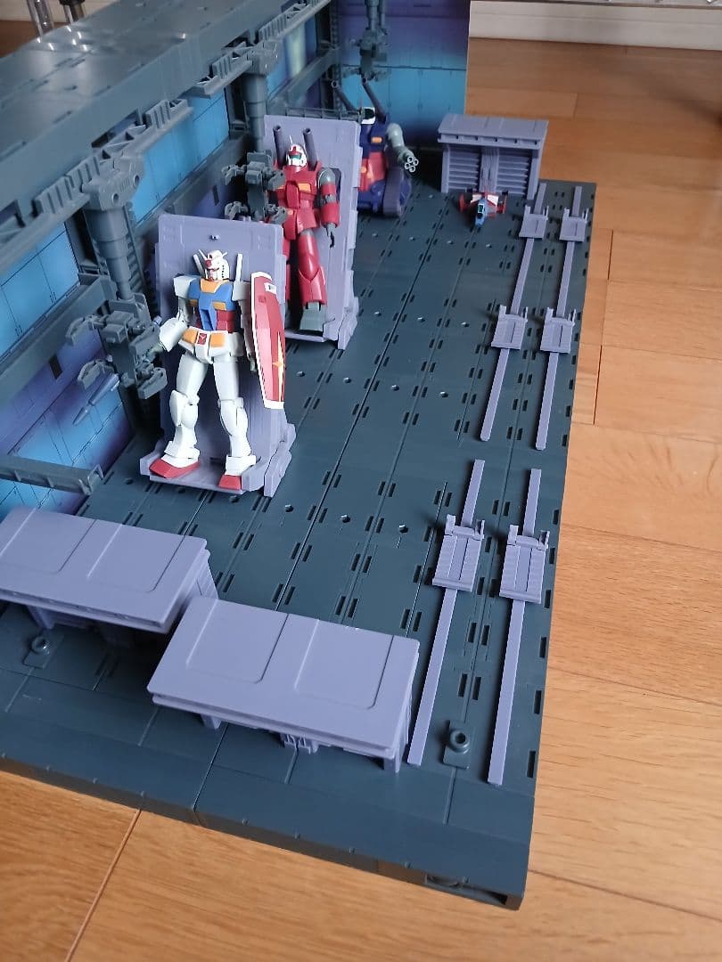 ロボット魂　ガンダム　ジオラマ
