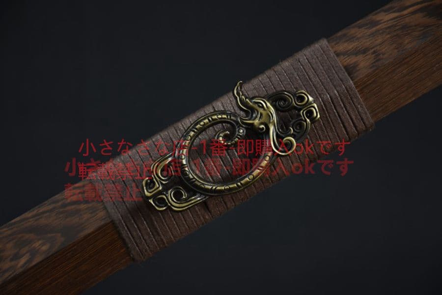 ぐるぐる回る 古兵器   武具　刀装具　日本刀　模造刀   居合刀