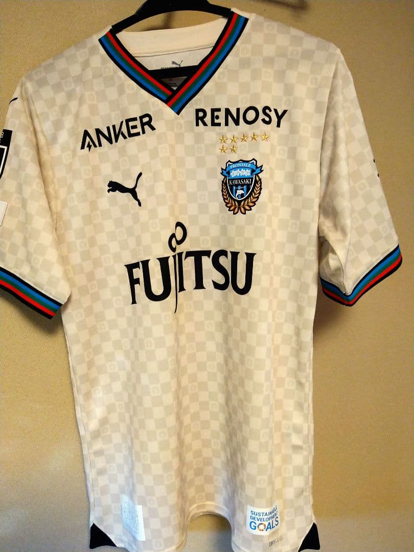 【超美品】プーマ　川崎フロンターレ2024　2nd　ユニフォームXLサイズ