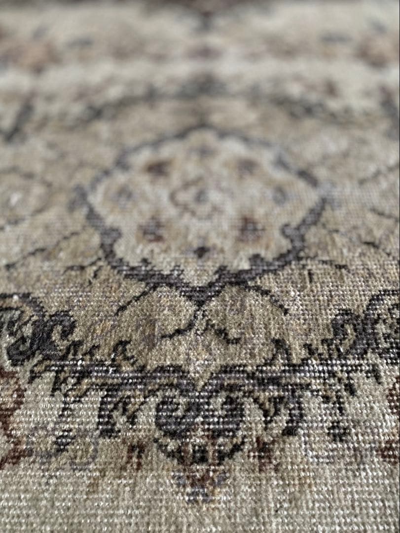 ベージュ　メダリオンヴィンテージラグ　トルコラグ