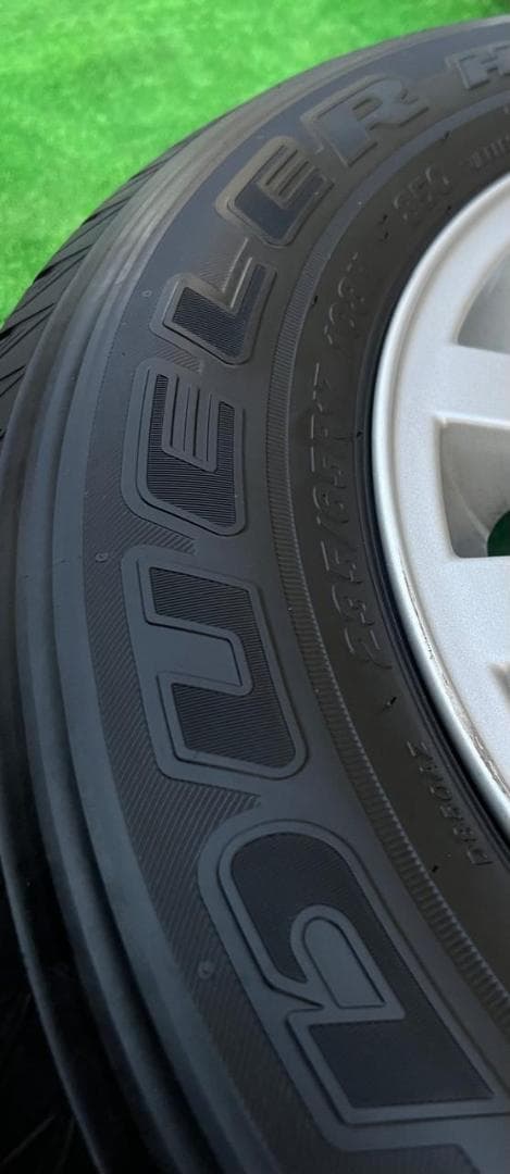 ランドローバー フリーランダー II 17インチホイール235/65R17タイヤ