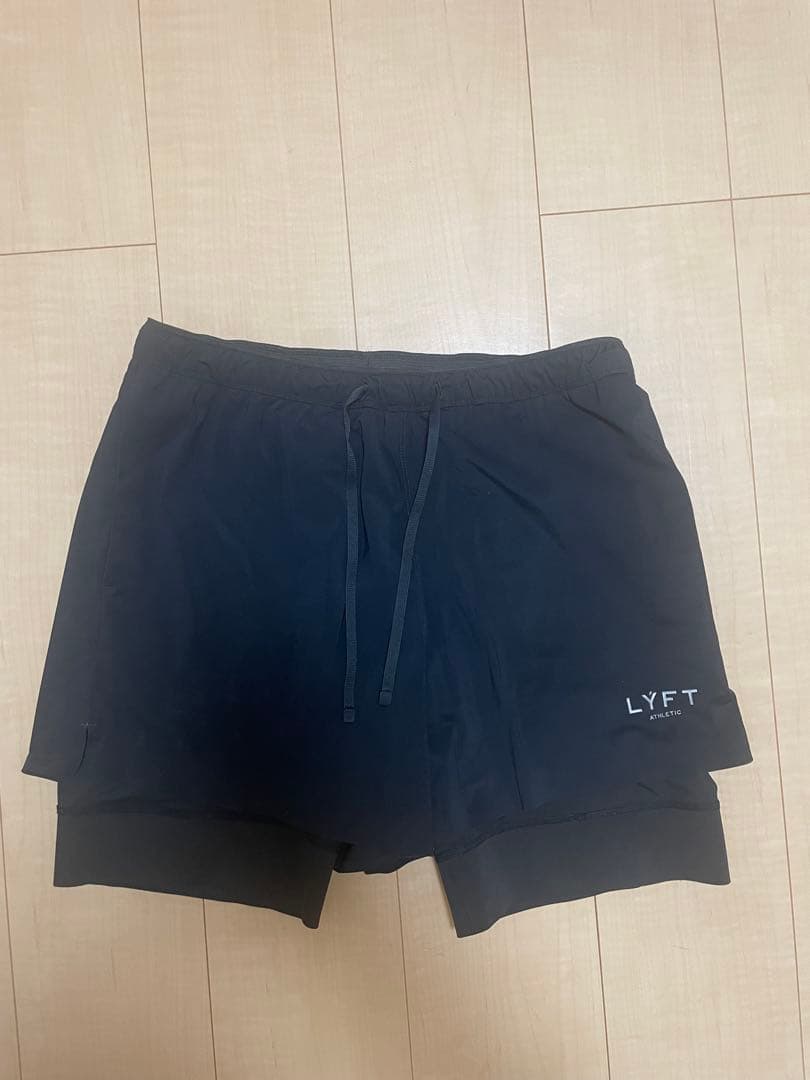 美品　LYFT リフト　インナー付きハーフパンツ