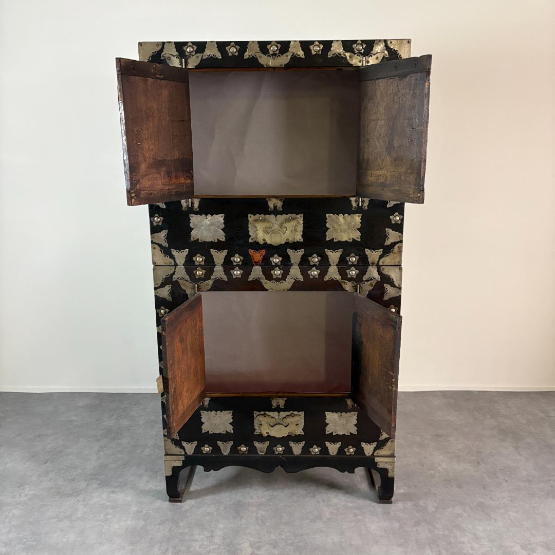 収納棚｜李朝 キャビネット