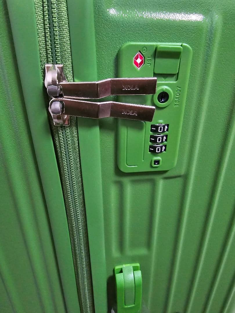 スーツケース 新品未使用90L グリーン