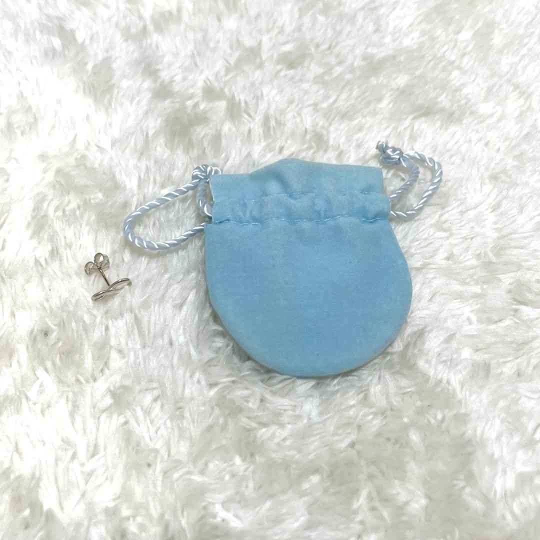 【極美品】ティファニー　インフィニティピアス片耳　メンズ/レディース　巾着袋付属