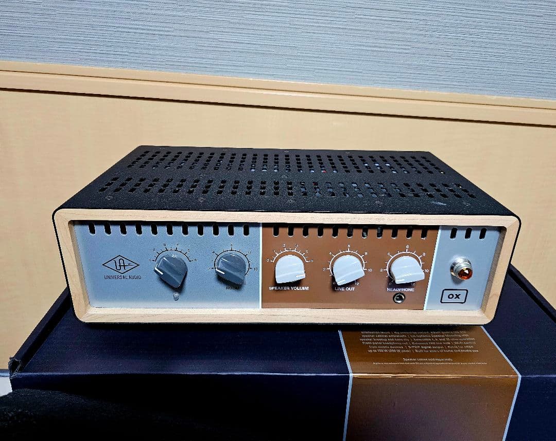 アンプ Universal Audio OX