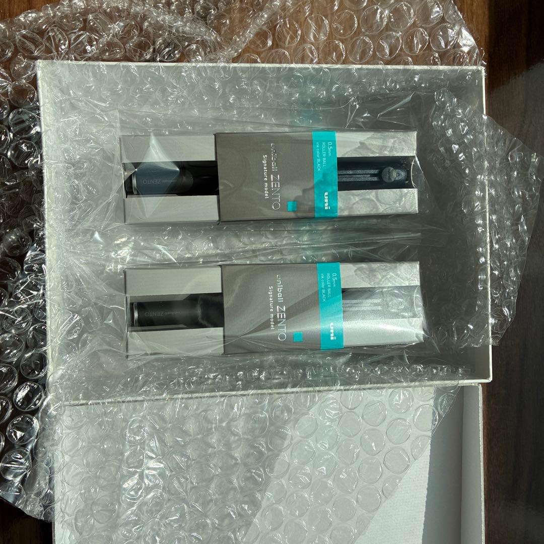 ユニボールゼント２本 シグニチャーモデル　0.5mm ブラック　ZENTO