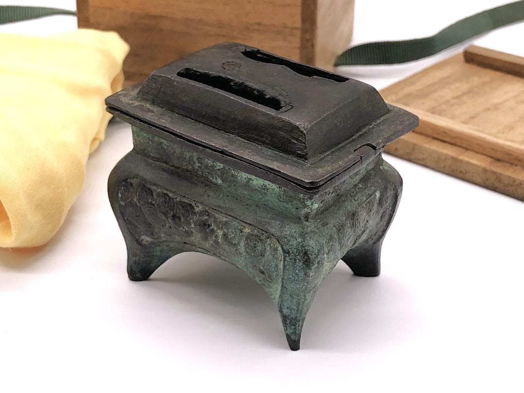 【 東周青銅香炉 】　方形獣胴四つ足　骨董・古玩　蔵出