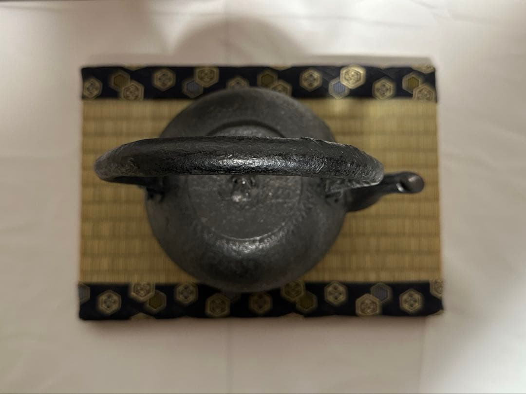 本番盛岡 薫山 南部鉄器 鉄瓶 南部型 侘寂肌 1.5リットル 新品未使用品