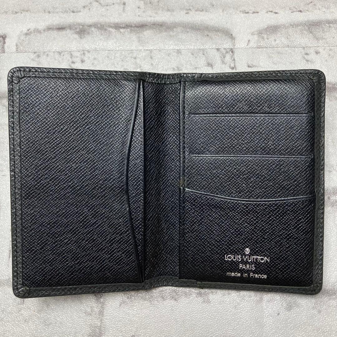 ルイヴィトン☆名刺入れ　ブラック　紙袋付き
