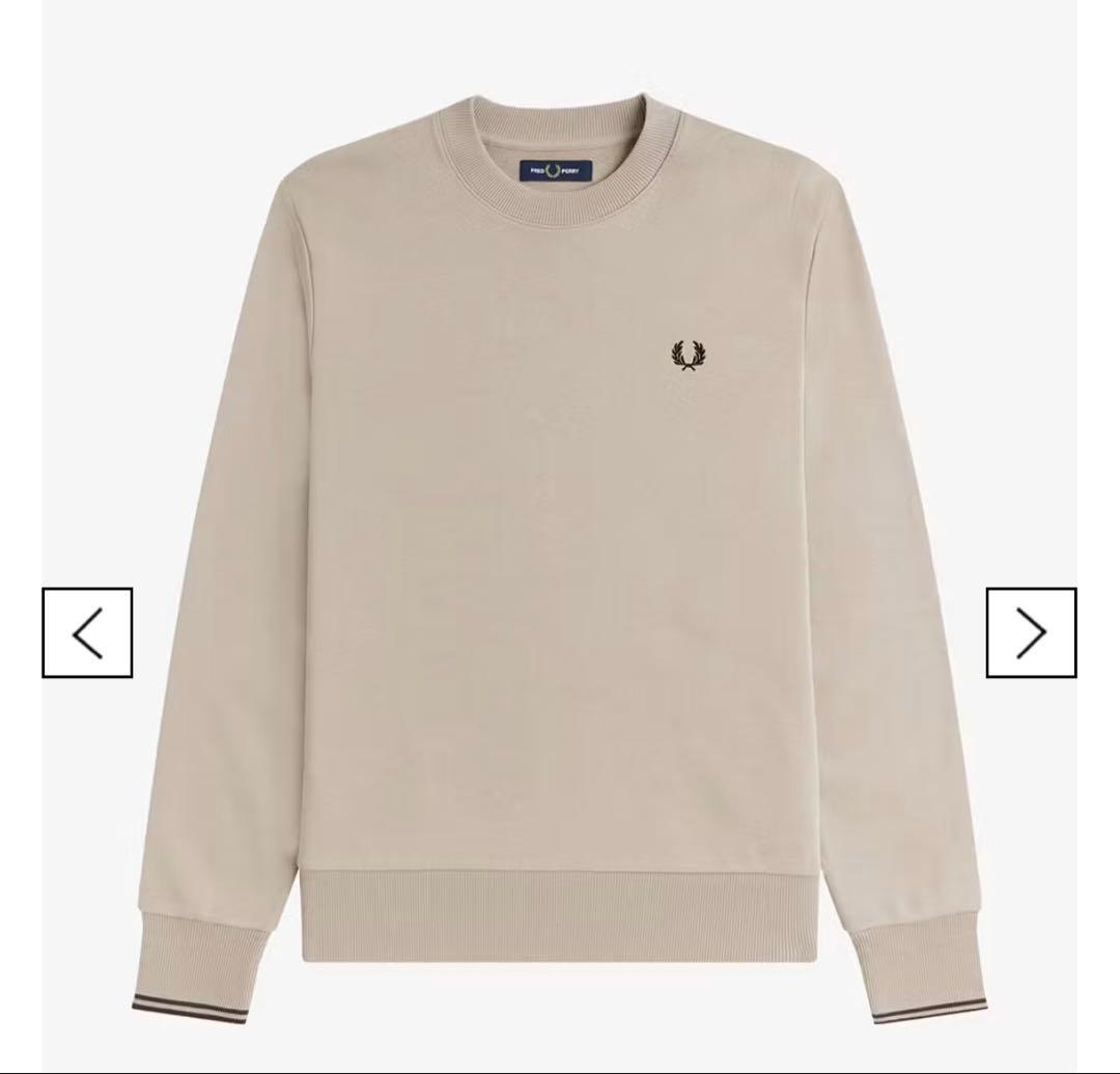 フレッドペリー　ワンポイントロゴ刺繍クルーネック