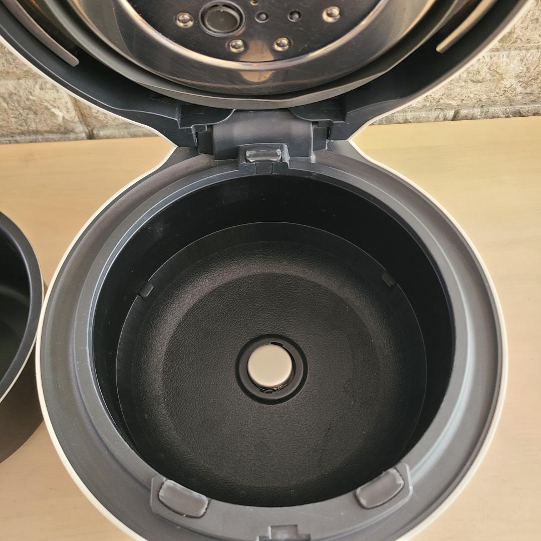 パナソニック 圧力IHジャー炊飯器 5合炊き SR-R10A 2023年製