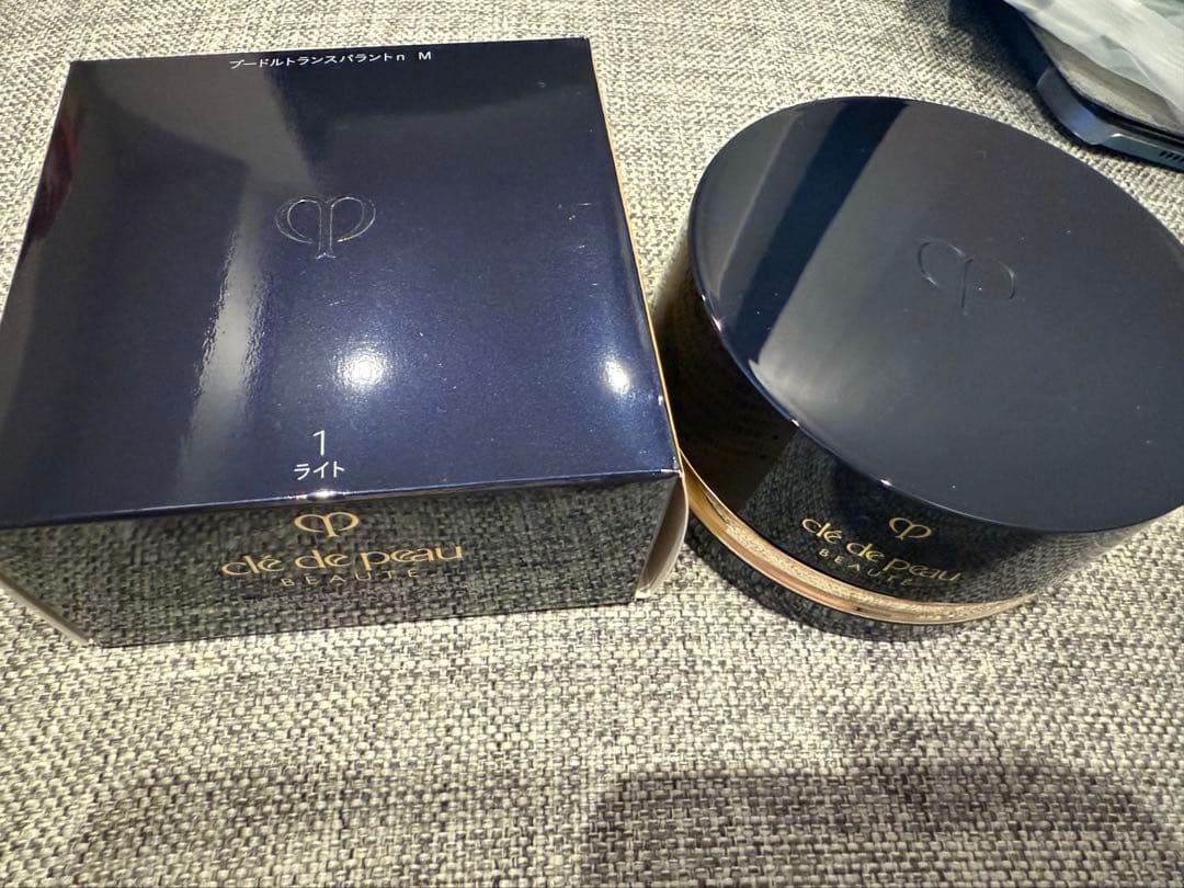 クレドポーボーテ プードルトランスパラントn M 1ライト