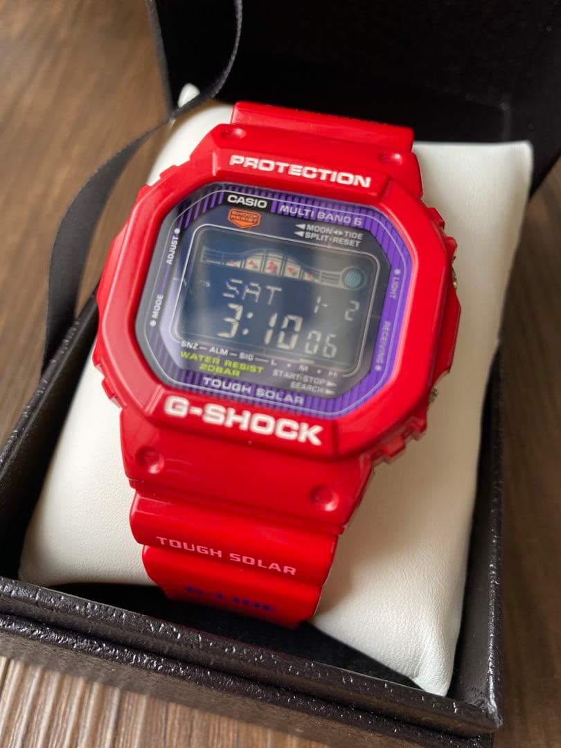 G-SHOCK CASIO 3222 赤
